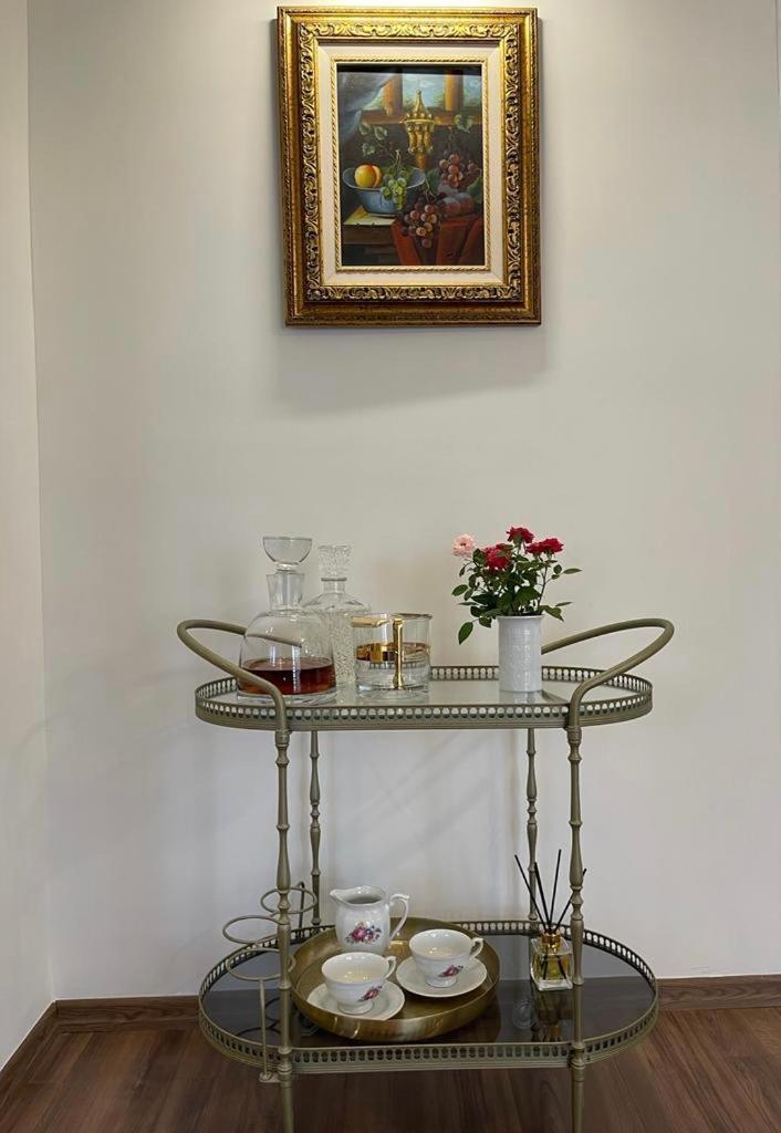 Novi's Luxury 2 Apartment
